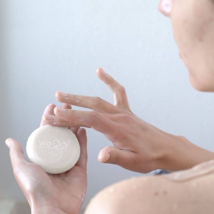 Light and Soft No Plastic Shampoo Bar for Fine or Normal Hair